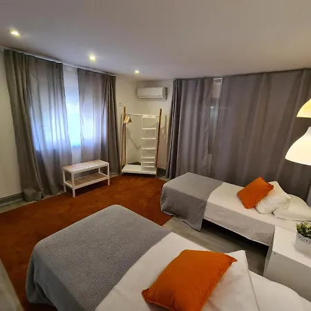 Nineplace By Louzanplace's * Lousã