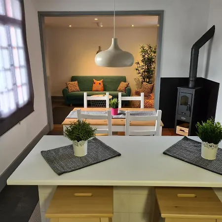 Nineplace By Louzanplace's Ferienhaus Lousã