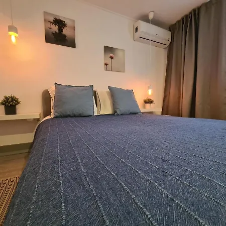 Nineplace By Louzanplace's Ferienhaus